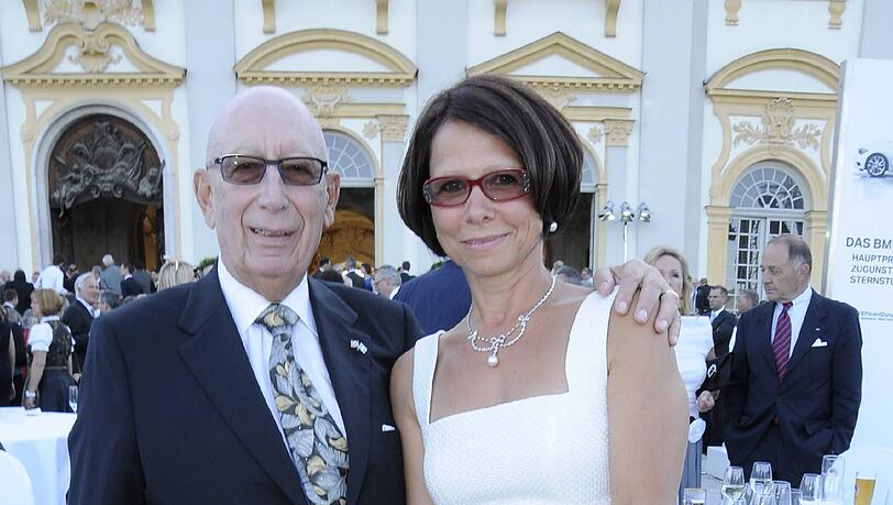 Ex-Pfanni-Chef Otto Eckart, hier mit Ehefrau Brigitte im Jahre 2013, ist am Sonntag verstorben.