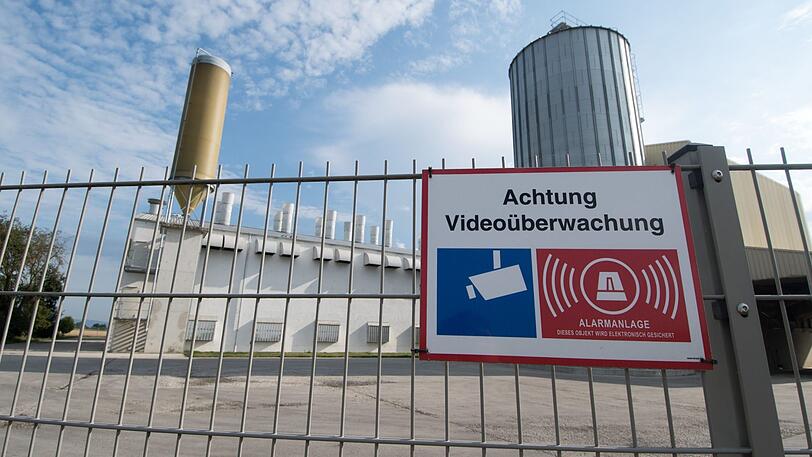 Das Betriebsgelände der Firma Bayern-Ei in Aiterhofen (2017).