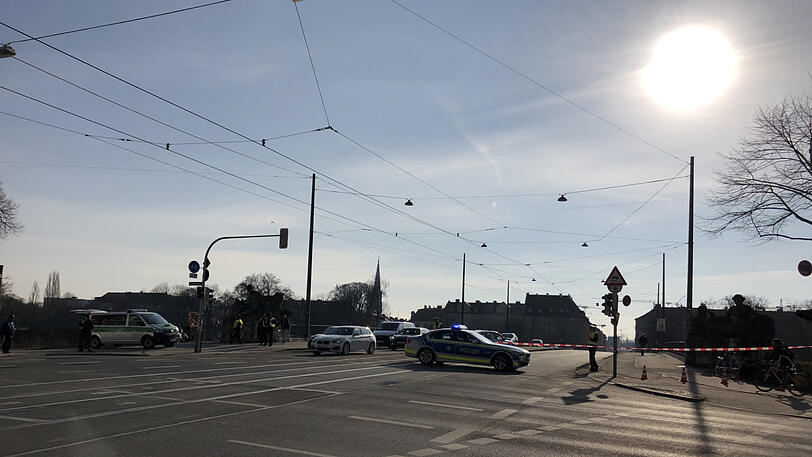 Das Gebiet ist großräumig abgesperrt.