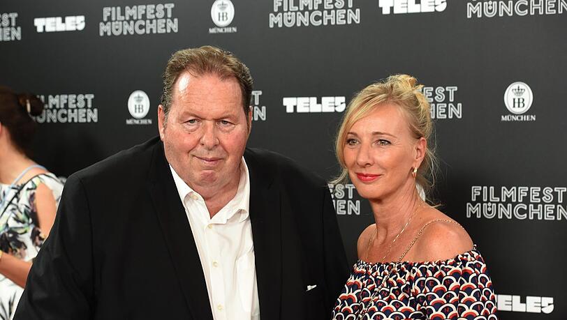 Wollen in Regensburg heiraten: Ottfried Fischer und Simone Brandlmeier.