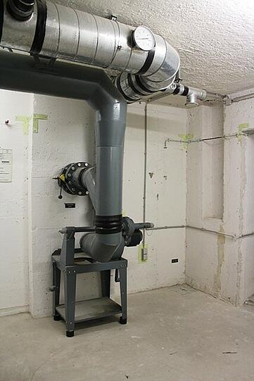 Der Hochbunker in der Hotterstraße: Die Lage ist zentral und dennoch ruhig. Bis es drinnen aber wohnlich aussieht, muss sicher einiges investiert werden.