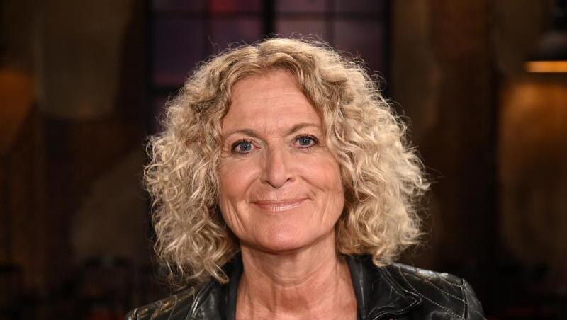 Die Autorin Susanne Fröhlich ist happy. Die Autorin Susanne Fröhlich ist happy.