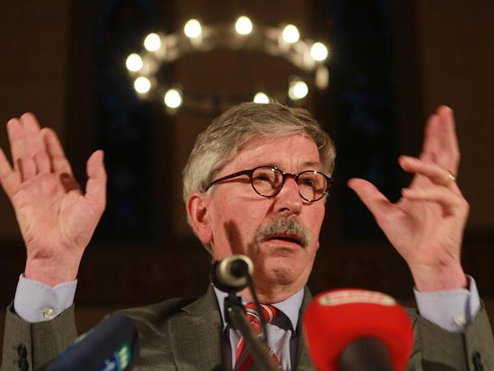Thilo Sarrazin bei einer Veranstaltung. Foto: Matthias Bein/zb/dpa