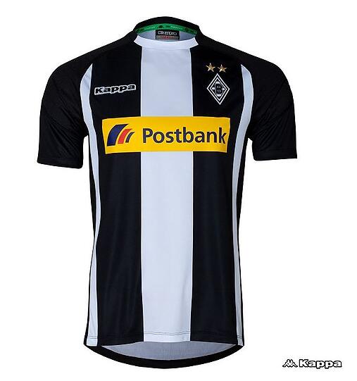 Platz 18: BORUSSIA MÖNCHENGLADBACH: Sehr reduziertes Design in Schwarz-Weiß. So kommt das fette gelbe Sponsorenlogo auf der Brust noch mehr zur Geltung! Sehr unfertig, hier fehlt absolut der Kick.