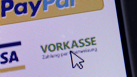 Beim Online-Shoppen kann viel schief gehen. Die AZ stellt Fälle von Abzocke vor und gibt Tipps, wie man das Risiko klein halten kann.