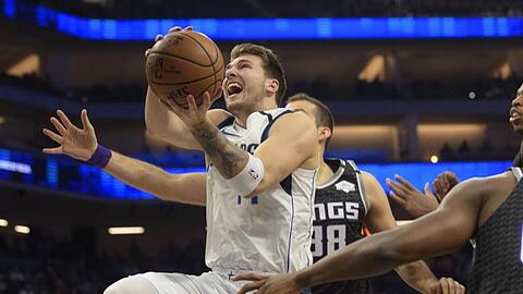 Luka Doncic (l) spielte überragend.