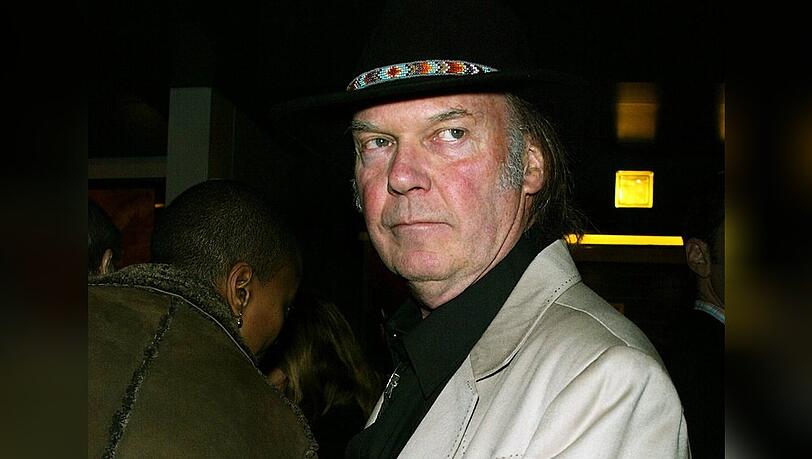 Neil Young zeigt klare Kante. Neil Young zeigt klare Kante.