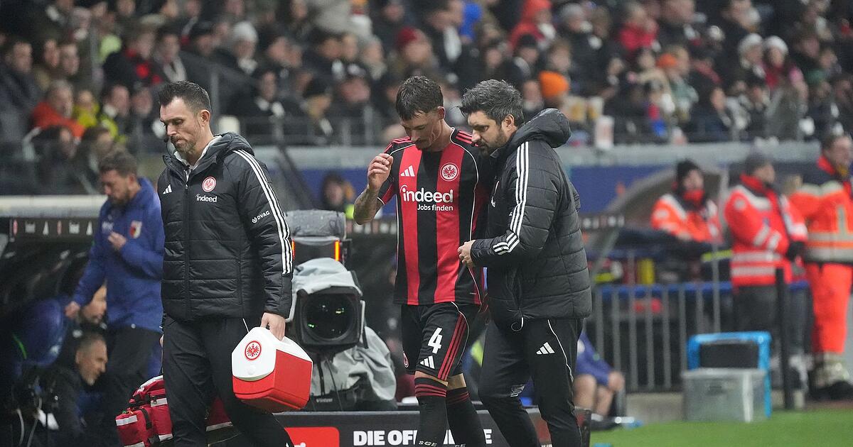 Eintracht-Kapit-n-Koch-an-der-Wade-verletzt