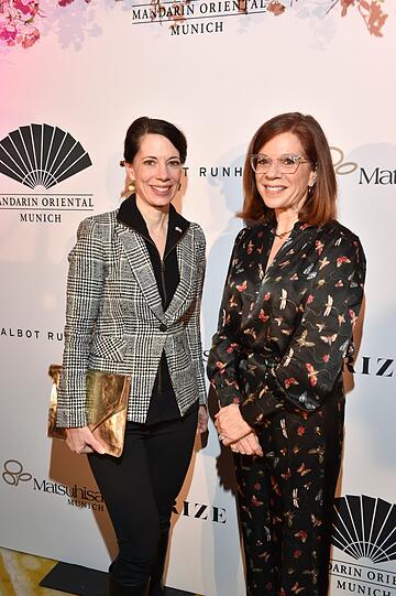 Meghan Gregonis (Generalkonsulin USA) mit Amanda Hyndman (General Manager des Mandarin Oriental Hyde Park in London)