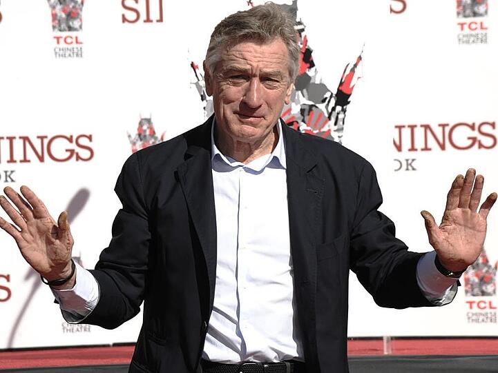 Klar, dass auch Robert De Niro bereits seine Hand- und Füßabdrücke vor dem Chinese Theatre in Los Angeles hinterließ