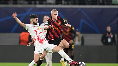 Josko Gvardiol (l) spielt künftig zusammen mit Erling Haaland bei Manchester City.