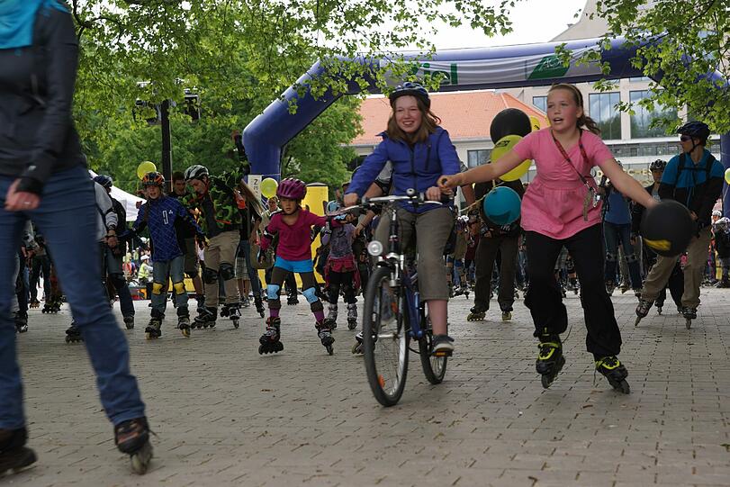 Sportlich: Der Saison-Auftakt der AOK-Blade-Night.
