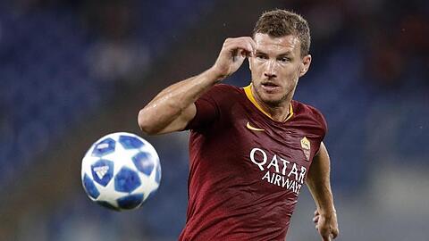 AS Roms Edin Dzeko sah im Pokalspiel die Rote Karte.