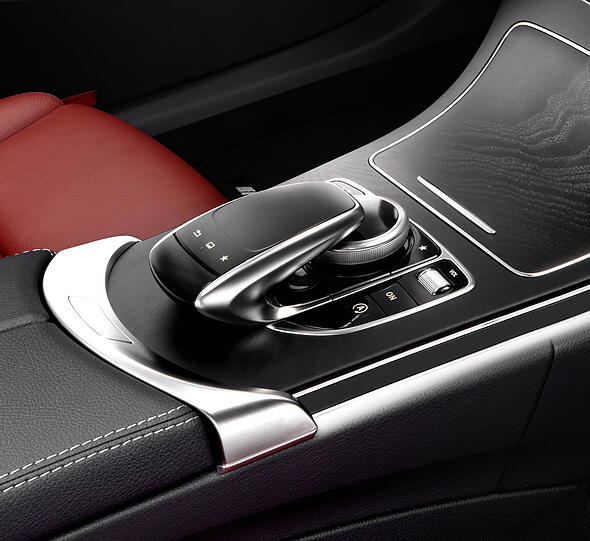 Soll neue Maßstäbe im Segment der unteren Premium-Mittelklasse setzen: Die neue Mercedes C-Klasse.