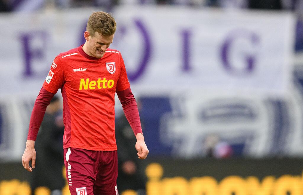 Jahn Regensburg Einsatz von WMTeilnehmer Kennedy offen Abendzeitung München Jahn Regensburg Einsatz von WMTeilnehmer Kennedy offen Abendzeitung München