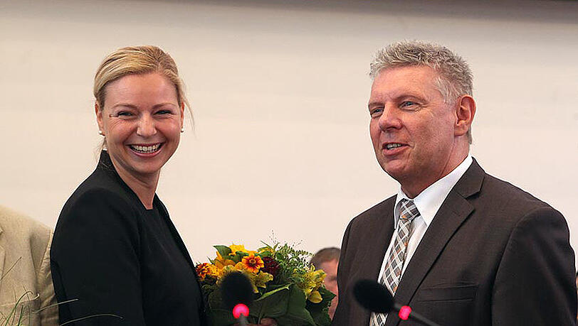 Die neue Umwelt-Chefin Stephanie Jacobs mit OB Dieter Reiter. Die neue Umwelt-Chefin Stephanie Jacobs mit OB Dieter Reiter.
