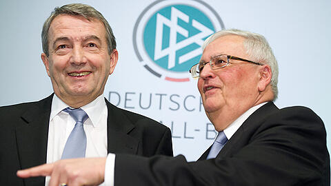 Zerrüttetes Verhältnis: DFB-Präsident Wolfgang Niersbach (links) und sein Vorgänger Theo Zwanziger.