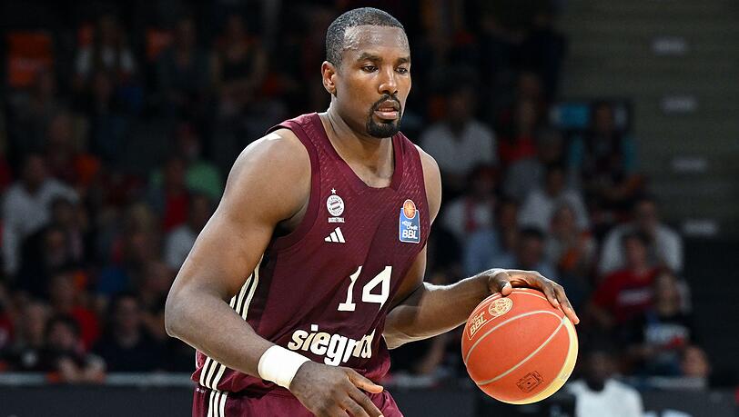 Serge Ibaka wechselt zu einem anderen Euroleague-Club. Serge Ibaka wechselt zu einem anderen Euroleague-Club.