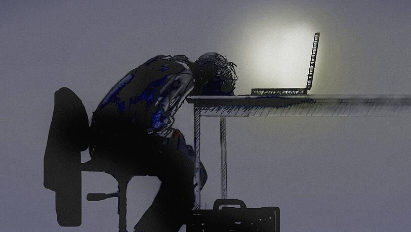 Erschöpfter Arbeitnehmer: Viel unbezahlte Mehrarbeit kann zu Burn-out führen. Erschöpfter Arbeitnehmer: Viel unbezahlte Mehrarbeit kann zu Burn-out führen.