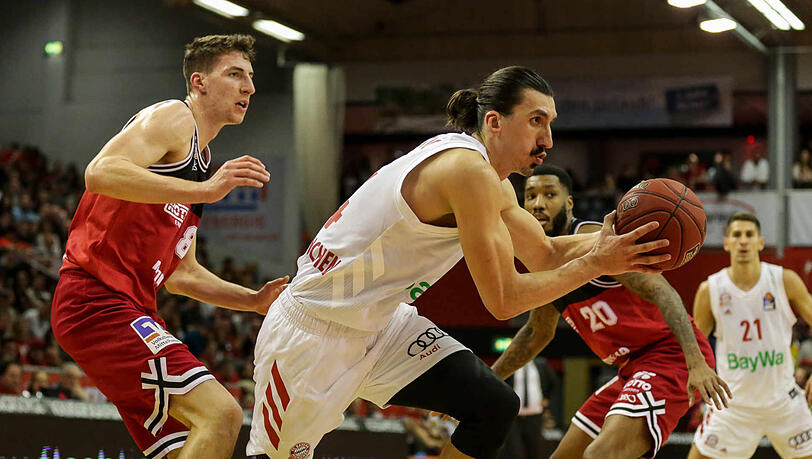 Sieg für die Münchner und Nihad Djedovic (r.). Sieg für die Münchner und Nihad Djedovic (r.).