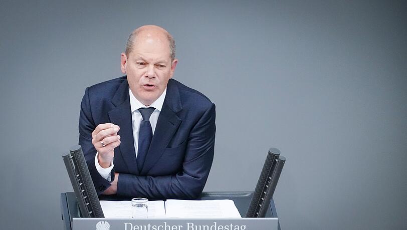 Bundeskanzler Olaf Scholz dringt auf eine schnelle Lieferung durch die deutsche Rüstungsindustrie.