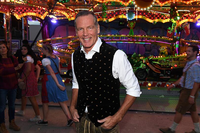 Sehen und gesehen werden: Die Wiesn lockt traditionell auch viele Promis an, hier Henry Maske.