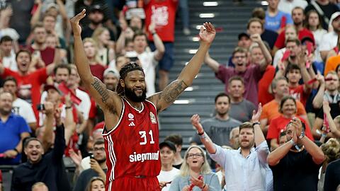 Devin Booker wurde mit dem FC Bayern viermal Meister - nun verlässt er München.