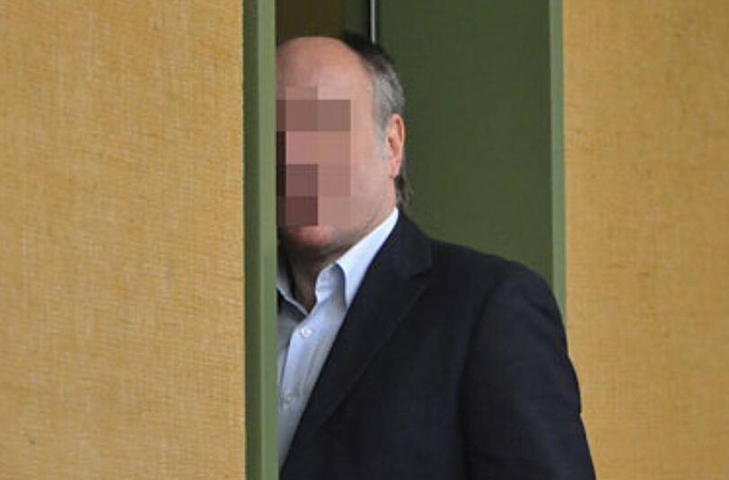 Schönheitschirurg Kai B. (50) darf als freier Mann den Gerichtssaal verlassen.
