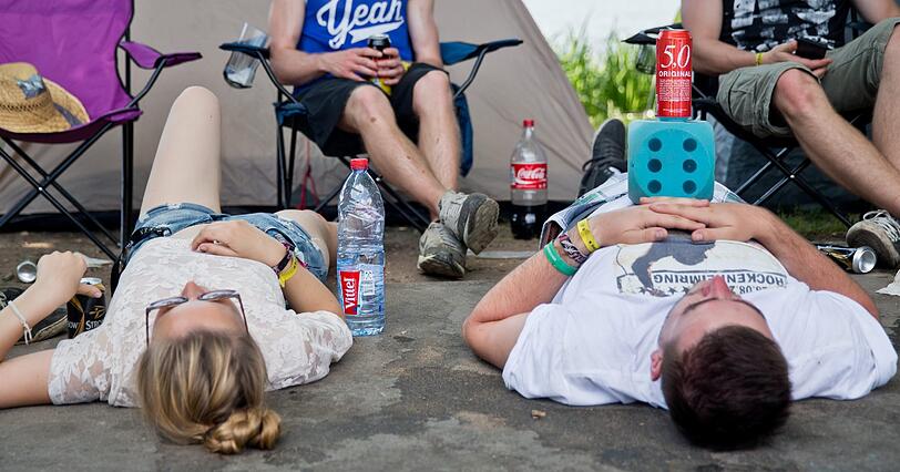 Schon zum Ferienbeginn am Samstag wurde stellenweise die 30-Grad-Marke geknackt in Bayern. Wer sich abkühlen konnte an diesem heißen Tag, hatte Glück. Die Bilder