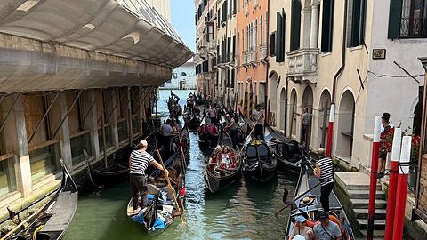 Venedig machte wegen seiner Eintrittsgebühr Schlagzeilen - die Touristen hielt das jedoch nicht ab. (Archivbild)