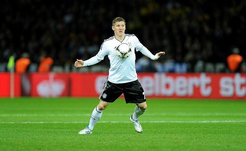 Bayern-Star Bastian Schweinsteiger bestritt 2004 sein erstes Länderspiel für Deutschland - im Moment steht er bei 99 Einsätzen.