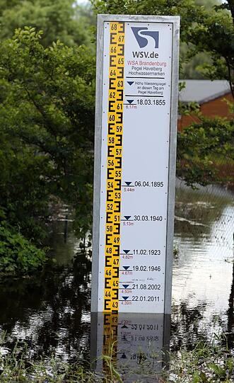 Vorher-Nachher-Fotos, Kurioses, überflutete Straßen: Aktuelle Hochwasser-Fotos aus Sachsen Anhalt