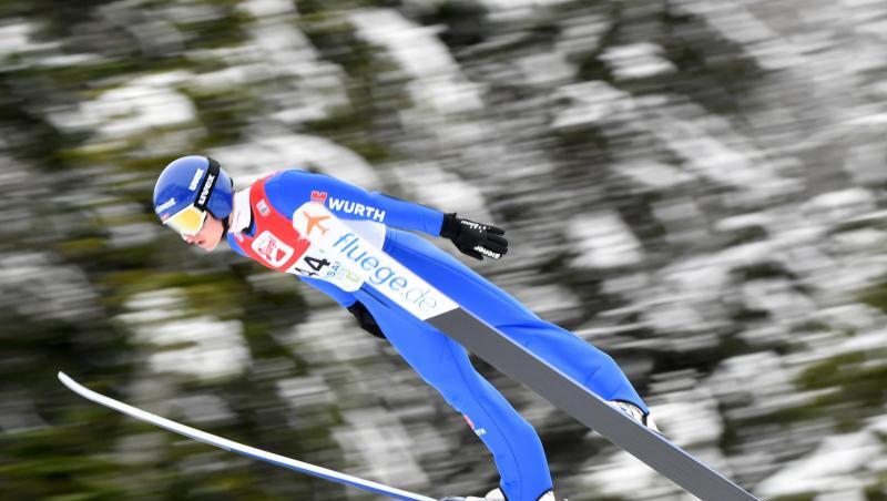 Manuel Faißt wurde in Val di Fiemme disqualifiziert. Manuel Faißt wurde in Val di Fiemme disqualifiziert.