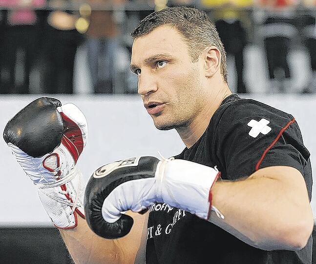 Demonstriert Stärke: Schwergewichts-Weltmeister Vitali Klitschko (38).