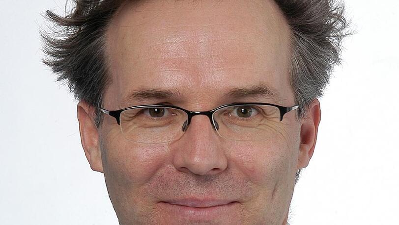 Professor Stefan Kääb. Professor Stefan Kääb.