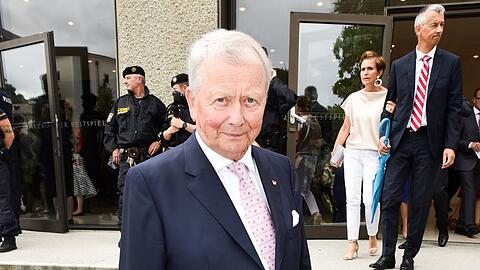 Hoch oben über Salzburg hat Wolfgang Porsche die ehemalige Stefan-Zweig-Villa erworben. Weil der Weg zum Anwesen immer wieder verstopft ist, soll ein "Geheimplan" Porsche auf den Berg bringen. (Archivbild)