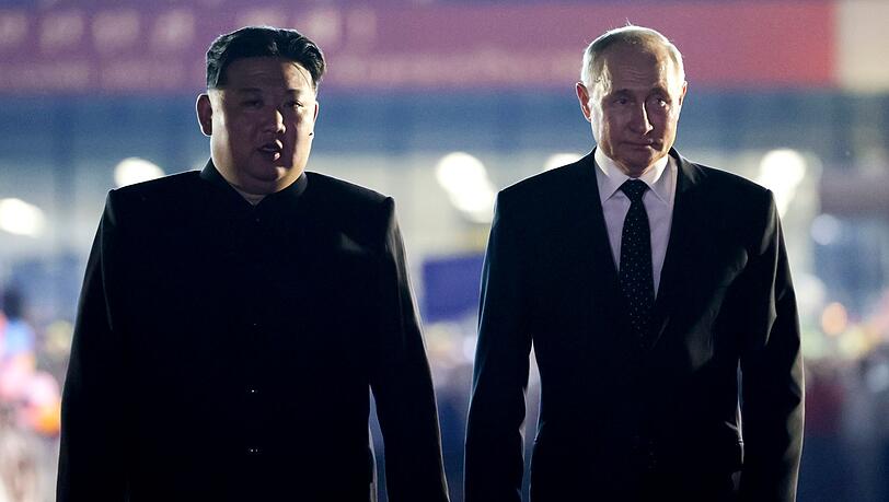 Kremlchef Wladimir Putin und Nordkoreas Machthaber Kim Jong Un haben im Juni auch gegenseitigen militärischen Beistand vereinbart, wenn eines der beiden Länder angegriffen wird. (Archivbild)