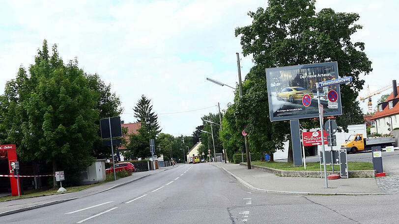 Das Gebiet rund um die Bomben-Fundstelle in Obermenzing ist großräumig abgeriegelt.