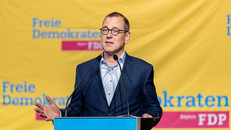 Der neue Landesvorsitzende der bayerischen FDP, Michael Ruoff bei seiner Bewerbungsrede.