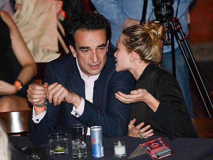 Olivier Sarkozy und Mary-Kate Olsen auf einem Konzert von Ron Wood