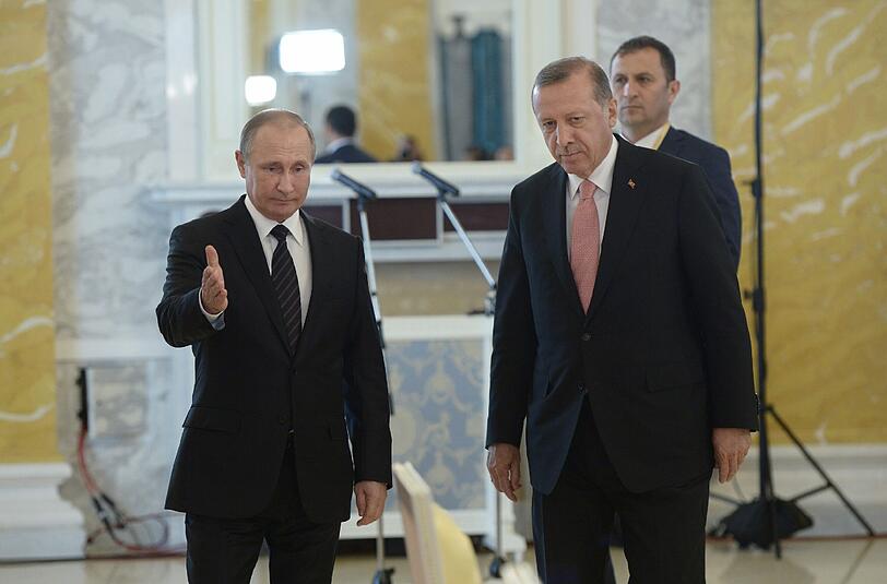 Der türkische Präsident Erdogan und Kreml-Chef Putin üben in Petersburg den Schulterschluss. Foto: Alexei Nikolsky/Sputnik/Kremlin