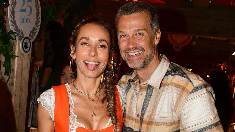 Annemarie Carpendale ist seit 2013 mit ihrem Ehemann Wayne Carpendale verheiratet. Seit 2018 sind die beiden Eltern eines Sohns.