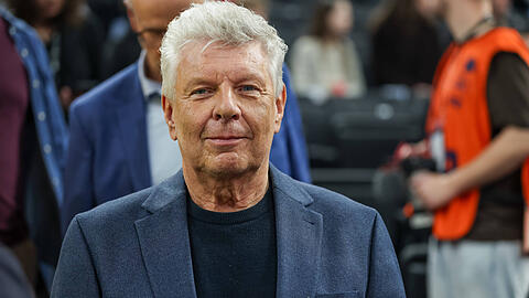 OB Dieter Reiter (SPD) hat sein Wort gehalten. Er hat 90.000 Euro an zwei M&uuml;nchner Initiativen gespendet.