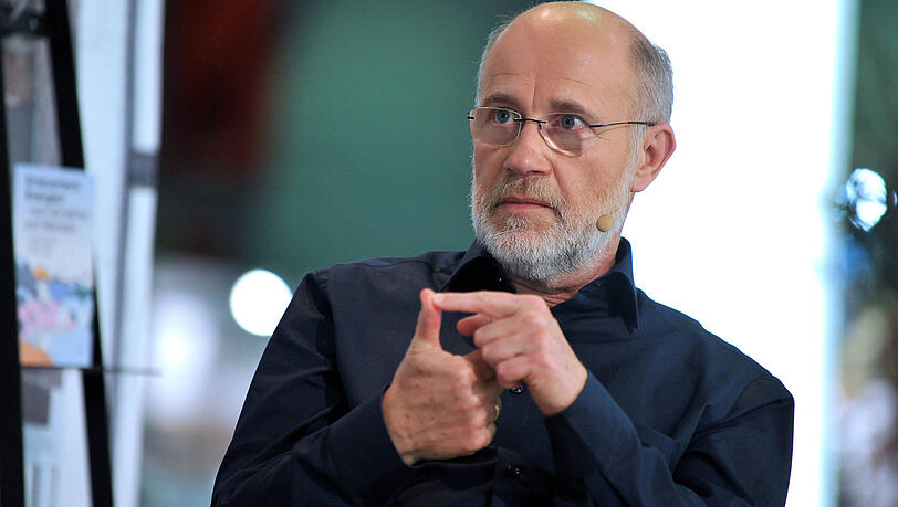 Harald Lesch ist deutschlandweit daf&uuml;r ber&uuml;hmt, wissenschaftliche Themen verst&auml;ndlich zu erkl&auml;ren.