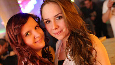 Die besten Party-Bilder vom Samstag. Hier im Neuraum.