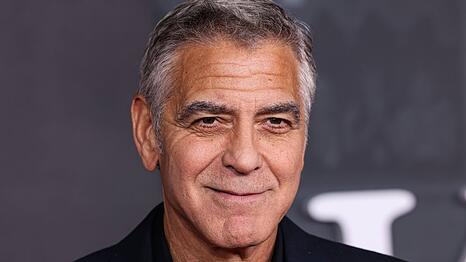 George Clooney bekam seinen ersten Kuss mit elf Jahren.