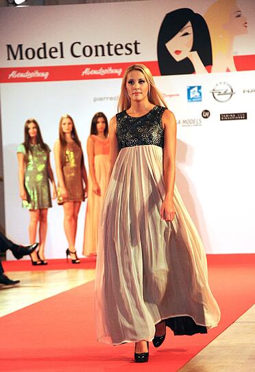 Der AZ-Modelcontest 2013 ist zu Ende. Die Siegerin heißt Marie Scherbinek &mdash; und die 17-Jährige kann ihr Glück immer noch nicht fassen. Wir zeigen die besten Bilder vom Finale in der Residenz.