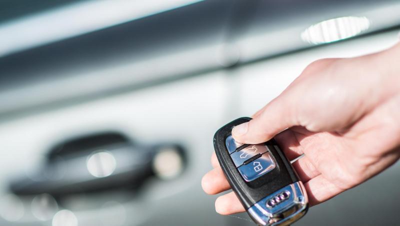 Turo betreibt genau wie Getaround einen Online-Marktplatz, auf dem Autobesitzer ihre privaten Fahrzeuge tageweise oder auch länger an andere vermieten können. Turo betreibt genau wie Getaround einen Online-Marktplatz, auf dem Autobesitzer ihre privaten Fahrzeuge tageweise oder auch länger an andere vermieten können.