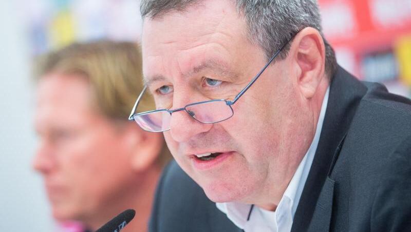 Werner Wolf glaubt für dieses Jahr nicht mehr an Bundesliga-Spiele vor Zuschauern. Werner Wolf glaubt für dieses Jahr nicht mehr an Bundesliga-Spiele vor Zuschauern.