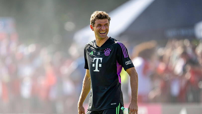 Thomas Müller fällt im Moment mit Hüftproblemen aus, will aber zeitnah wieder zurückkehren.